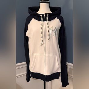 NWOT Pink NY Yankees hoodie